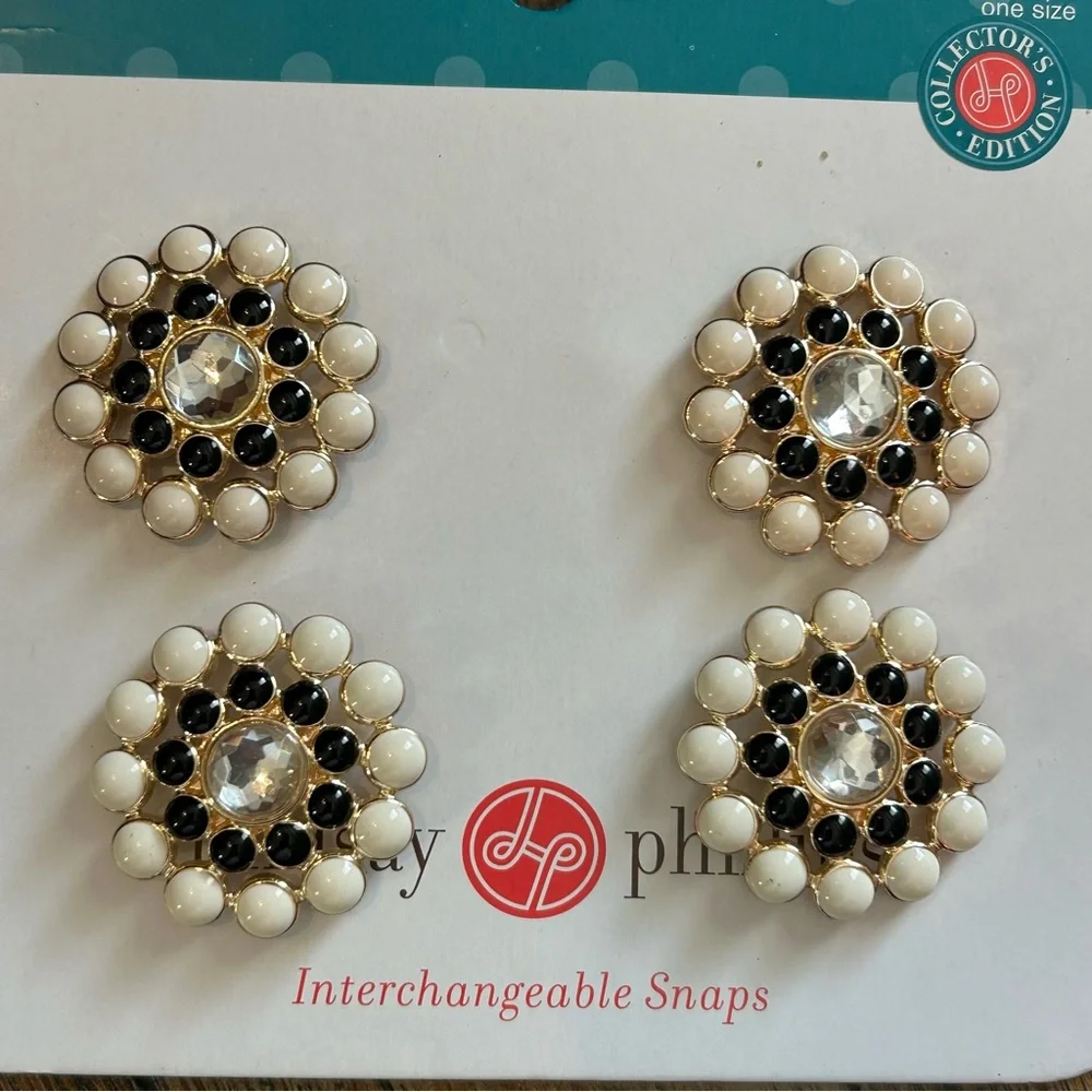 Set of 8 Lindsay Phillips Switchflops Snaps Accessory for Flip Flops EUC - Picture 4 of 5